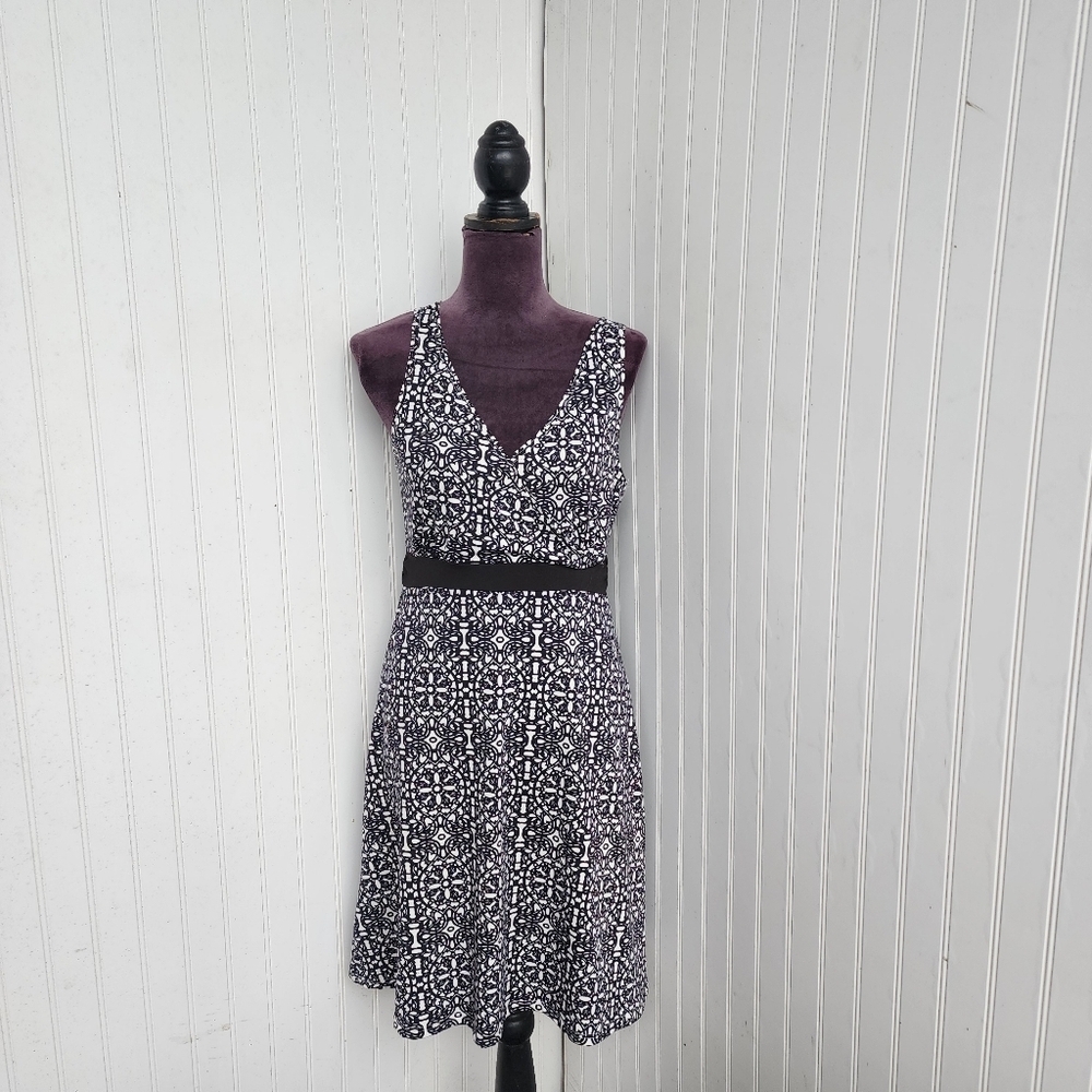 Lola By AFG Black White Stretch Sleeveless V-Neck Dress Size M